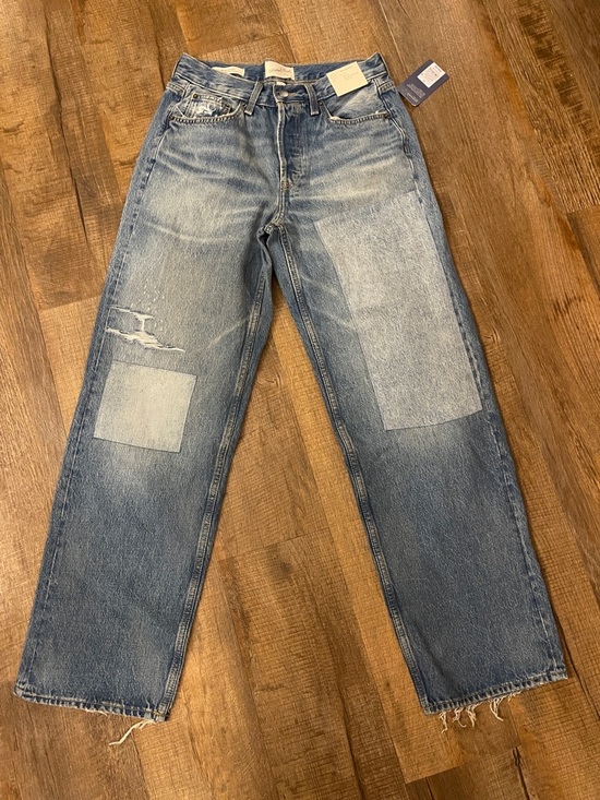 Universal Thread Denim - Universal Thread Women's Light Blue Patchwork Relaxed Jeans